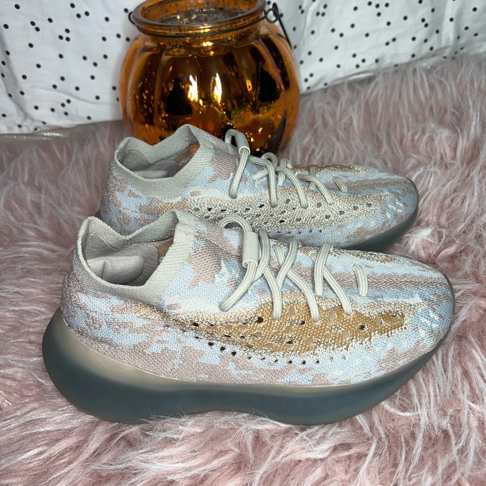 Yeezy Sneakers in Beige, Cream, Gray with Gold Accent